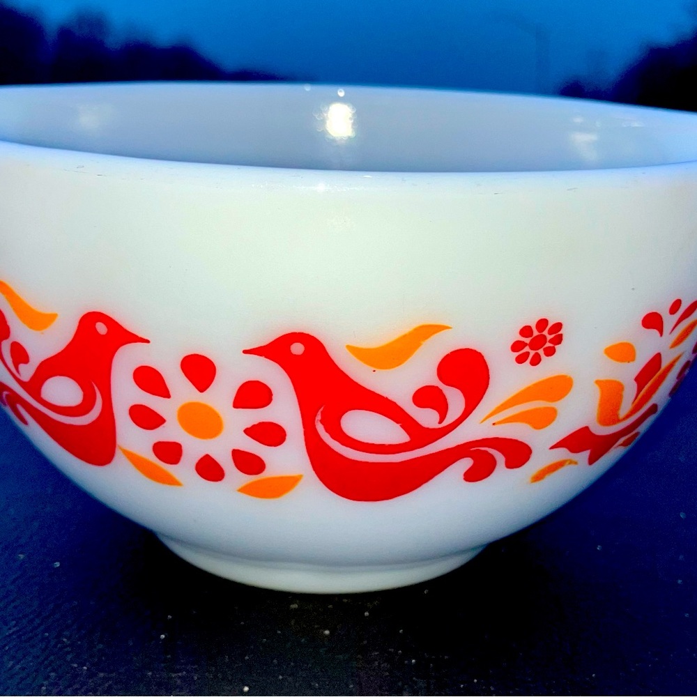 Pyrex FRIENDSHIP~Cinderella Handle Bowl 441 ~1.5 PT  Glass VTG 70”s Red & Orange